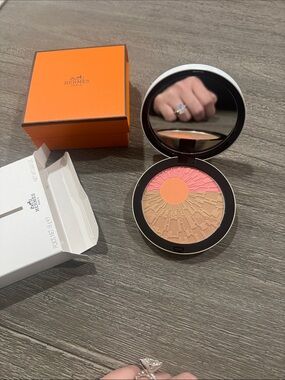 Hermes Limited Edition SOLEIL D’HERMES Powder Sold Out